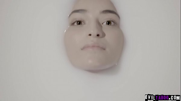 New epic porn – Cyborg whore Emily Willis