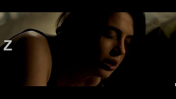 Funda Eryigit Sevişme Sahnesi – Tereddut 2016